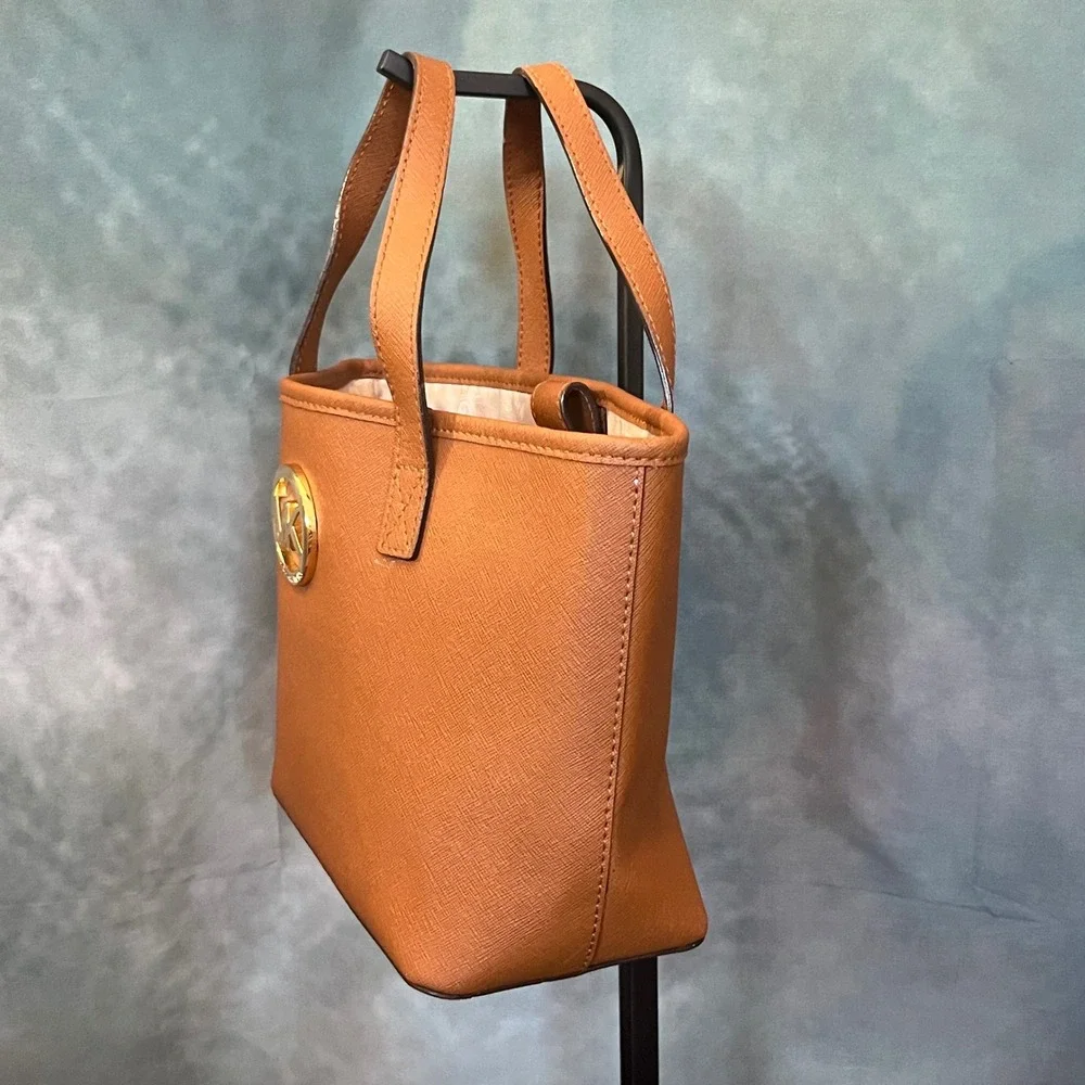 Michael Kors Tan Saffiano‎ Leather Small Tote Bag Gold MK Logo Logo Lining